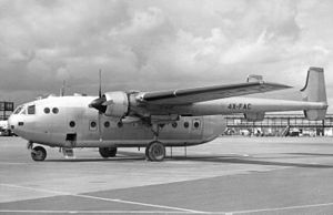 מטוס נורד מס' 043, מס' רישום 4X-FAC של חיל האוויר הישראלי בנמל התעופה לונדון גטוויק, אפריל 1963.