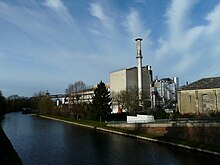 Le canal de Saint-Quentin et la verrerie du groupe Bormioli Rocco