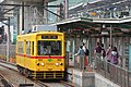 早稲田方面ホームに停車する7000形電車（2014年9月）