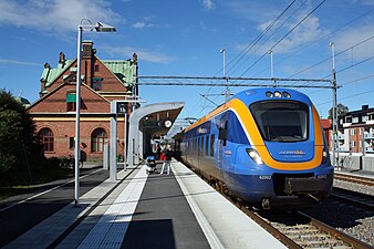 Norrtåg X62 train at the station