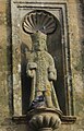 Église de Naizin : statue de saint Côme ou saint Damien.