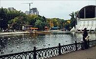 The park's lake in autumn, 2017