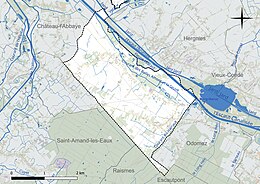 Carte en couleur présentant le réseau hydrographique de la commune