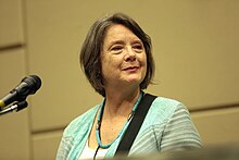 Ellen McLain doppia l'Amministratrice in Team Fortress 2