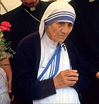 5. Moder Teresa (1910–97), första indiskan att ta emot Nobels fredspris.