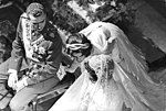 L'infant Juan Carlos, la princesse Irène et la princesse Sophie lors de la cérémonie catholique.