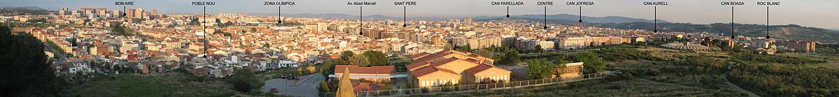 Terrassa vista desde o oeste; algúns barrios están sinalados.