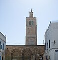 Mosquée El Ksar datant du XIIe siècle (à l'exception de son minaret élevé au XVIIe siècle).