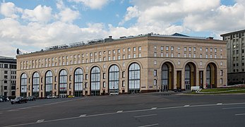 Magasin Dietsky mir (enfants monde), restauré.