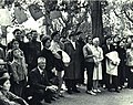 1965-6 1965年 新西兰共产党主席莫·威廉斯和夫人在中山公园