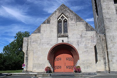 L'église reconstruite dans les années 1920.