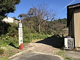 駅前 温泉や遺跡への通路 （2018年10月）