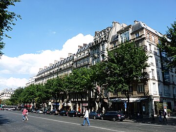 Avenue de Wagram near the Place des Ternes