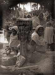 Statue de Mâtrikâ trouvée près d' Agam Kuan (en), Patna