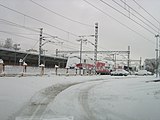 Photo of the snow-covered platforms of Larissa station, 16 December 2010