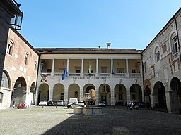 Palazzo Broletto