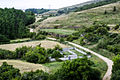 Camino de Villalbilla. Eras a la derecha. Criadero de perdices en desuso a la izquierda.