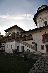 Horezu Monastery, Horezu, Romania, with a Solomonic column, unknown architect, 17th–18th centuries[100]