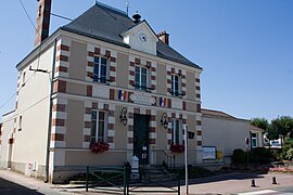 The town hall in Oncy-sur-École