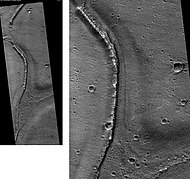 The Tiu Valles, as seen by HiRISE. Ridges were probably formed by running water (scale bar is 1.0 km)