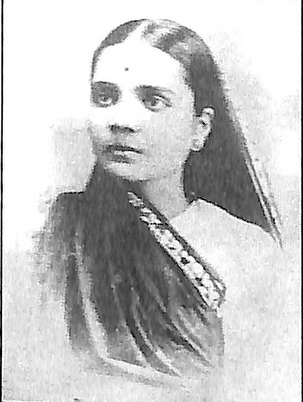 চিত্ৰ:Vidyaben Nilkanth 1895.jpg