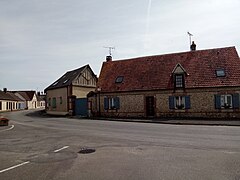 Maisons et rue.