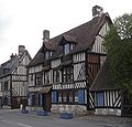 Maison du XVIIe siècle rue Notre-Dame-du-Pré (ancienne auberge du Vieux-Puits).