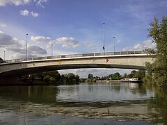 Le pont de Bry-sur-Marne.