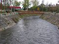 Ponte sobre o río Anllóns, no centro de Carballo