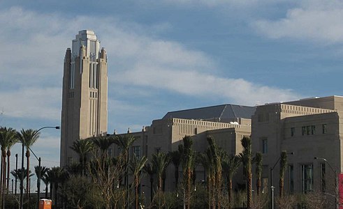 Smith Center for the Performing Arts in Las Vegas, Nevada, by David M. Schwarz (2012), a neo-Art Deco building