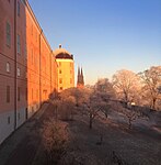 Uppsala slott, utsikt från Södra tornet över landshövdingens trädgård mot Uppsala domkyrka.