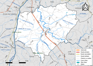 Carte en couleur présentant le réseau hydrographique de la commune