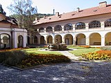 Chiostro interno dell'ex Congregazione, ora Istituto Italiano di Cultura, 2012.