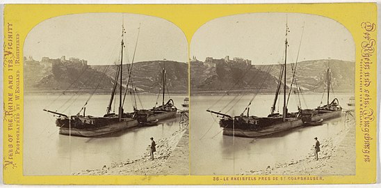 Transport fluvial devant la forteresse. Photographie stéréoscopique, 1868.