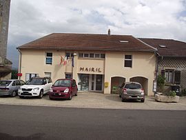 The town hall in Thélod