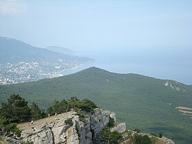 Вид на гору с Ай-Петри