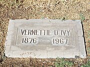 Grave-site of Vernettie O. Ivy (1876–1967).