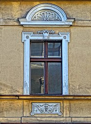 Decoration details before renovation