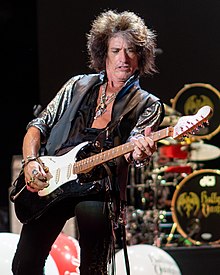 Perry performing with Hollywood Vampires at Wembley Arena in June 2018
