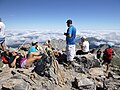 山頂の登山家