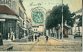 La station du Nogentais à l'église Sainte-Geneviève de Rosny-sous-Bois.