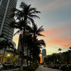 Picture of the sunset along South Pointe Drive in the South of Fifth Neighborhood of Miami Beach, FL.