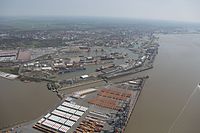 Locks and docks around Lloyd Werft