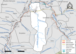 Carte en couleur présentant le réseau hydrographique de la commune