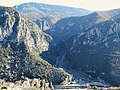 Blick von Bonson Richtung Osten ins Var-Tal mit der Mündung des Vésubie