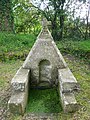 La fontaine de dévotion près de la chapelle de Trébellec.