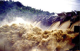 Flooding of the Loíza River's dam during Hurricane Hortense.