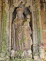 Église Notre-Dame : porche (Vierge à l'Enfant).