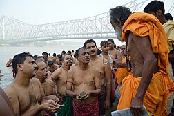 Tarpan is being done at the Jagannath Ghat, Kolkata