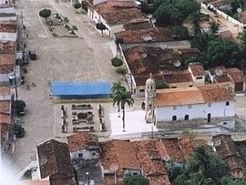 Em destaque, a Igreja Matriz e Rua Deputado José Lúcio Ribeiro